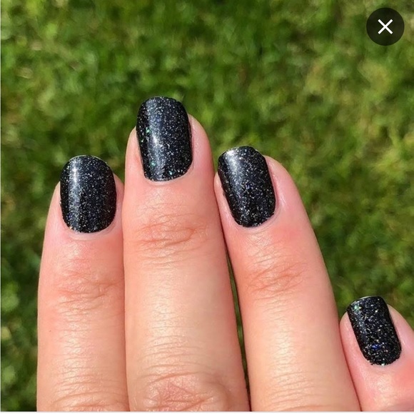 *Retired* Color Street: Only in Vegas | Black Gold Glitter Fall Goth Sparkle - Picture 12 of 16